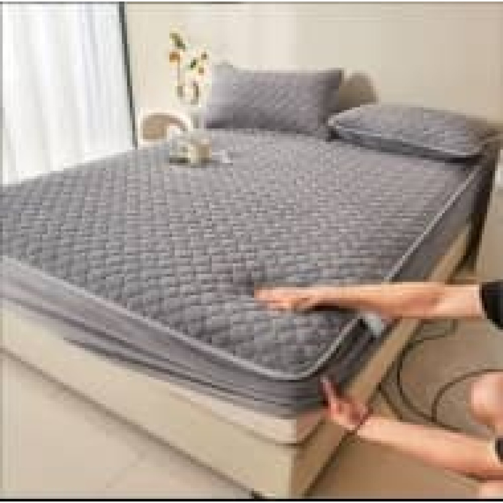 Ensemble couvre-lit matelassé gris anthracite velours avec taies d'oreiller - 3 places