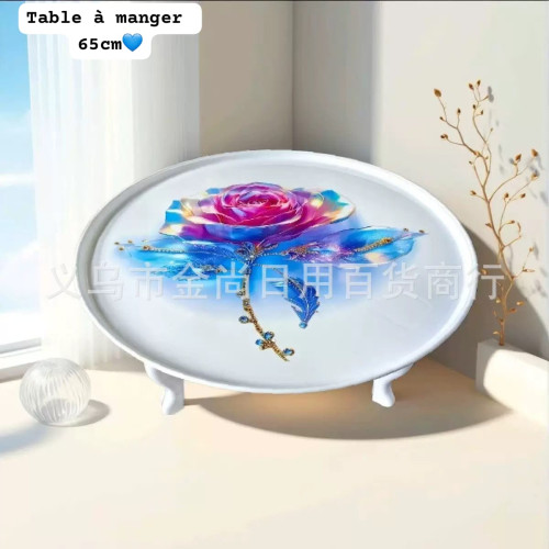 Table à manger basse ronde blanche de 65cm de diamètre avec un grand motif de rose multicolore sur le plateau