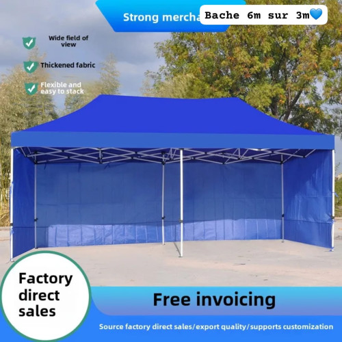 Grande tente tonnelle de jardin pliante bleue de 6x3 mètres abritant une grande table dressée pour un repas