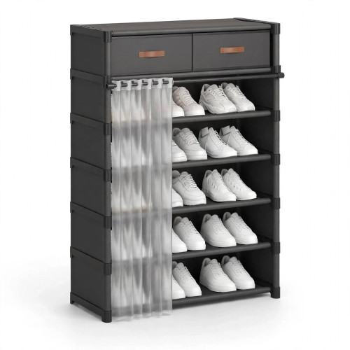 Meuble range-chaussures plastique métal 6 niveaux 64x28cm Étagère range-chaussures en plastique et métal gris anthracite à 6 étages contenant plusieurs paires de baskets avec les dimensions 64cm et 28cm indiquées au sol