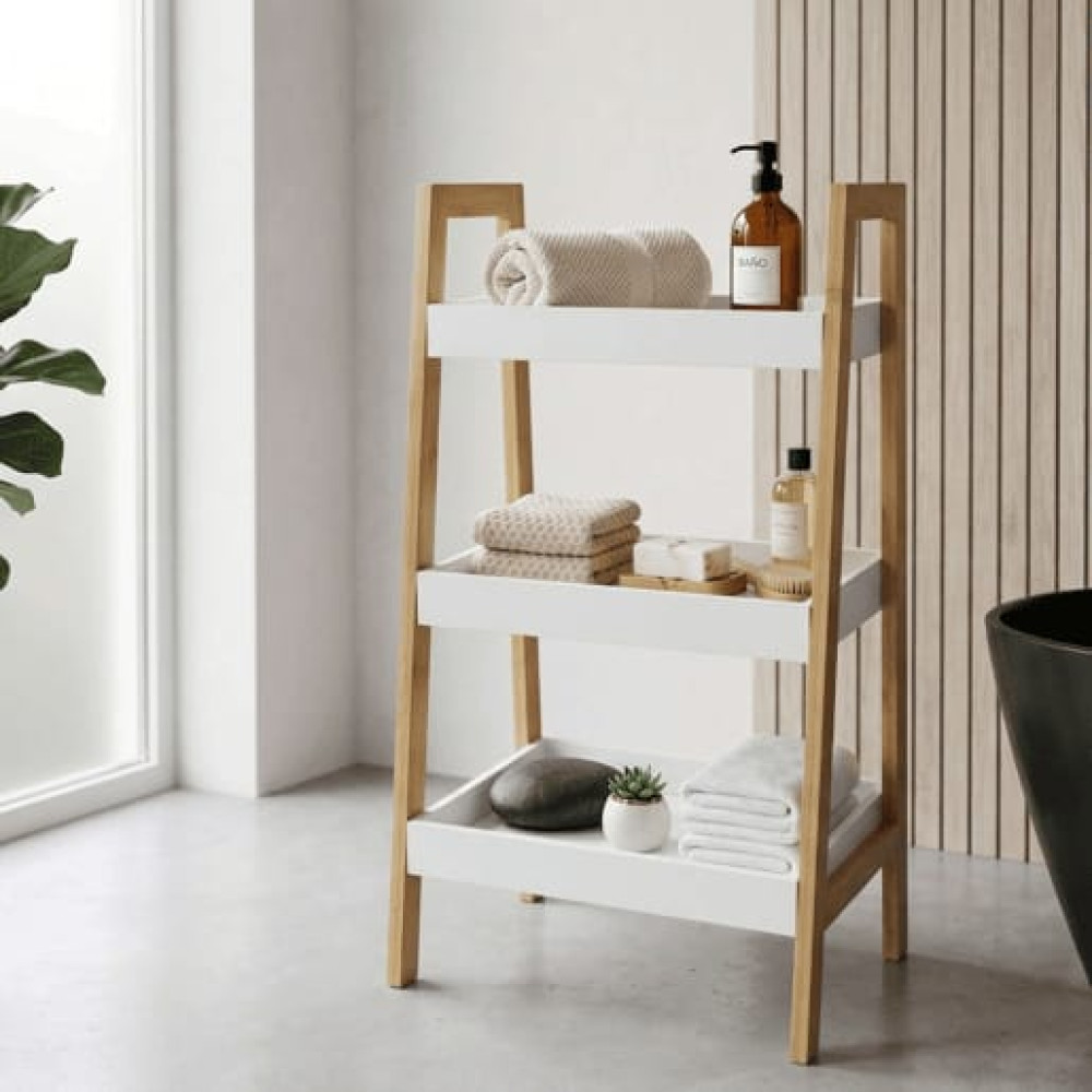 Étagère de rangement 3 niveaux bambou et blanc Étagère de rangement scandinave à 3 niveaux en bambou et plateaux blancs contenant des livres et une plante