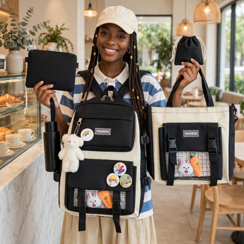  Ensemble de 5 sacs et pochettes de couleur noir et blanc comprenant un sac à dos, un sac à bandoulière, une trousse et des pochettes