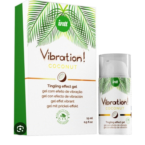 Flacon pompe et boîte blanche et verte du gel liquide Intt Vibration Coconut effet vibrant aux motifs de feuilles de palmier et de noix de coco sur fond blanc
